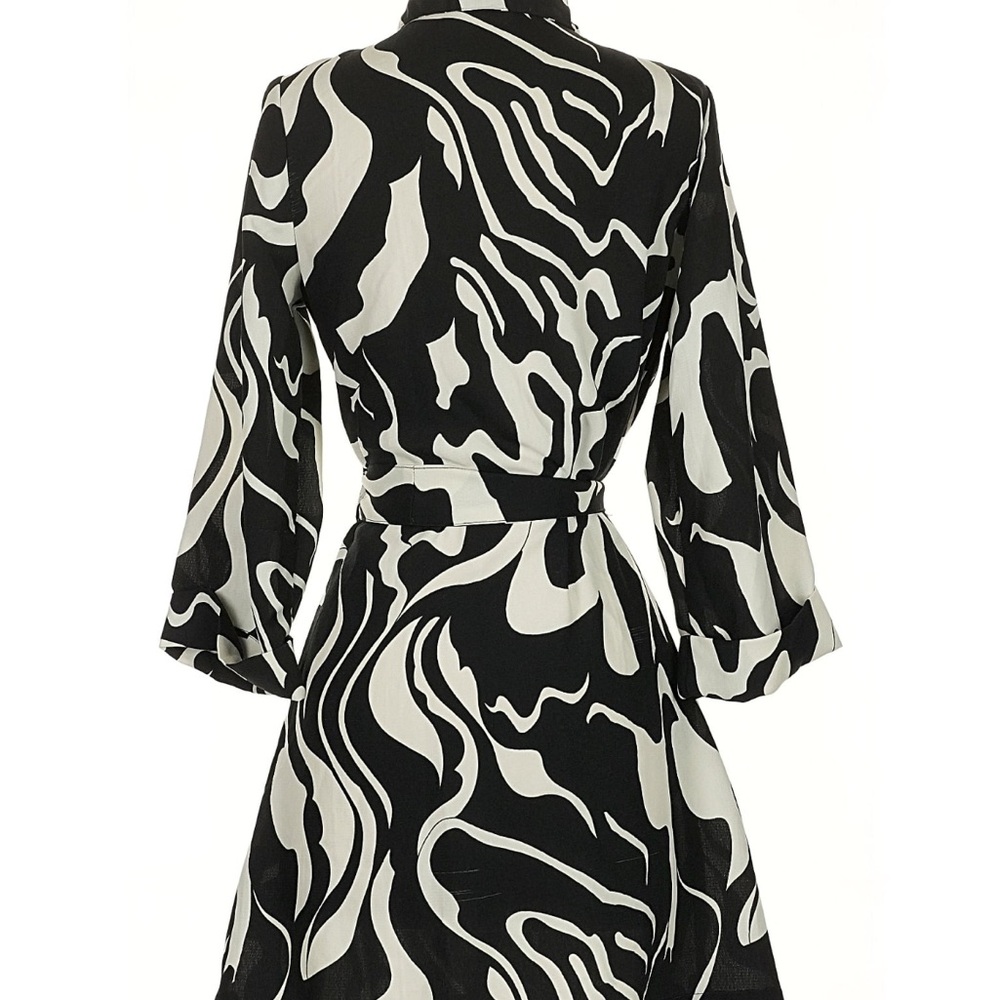 Sincerely Jules Monochrome Patterned Tie Dress - Picture 2 of 5